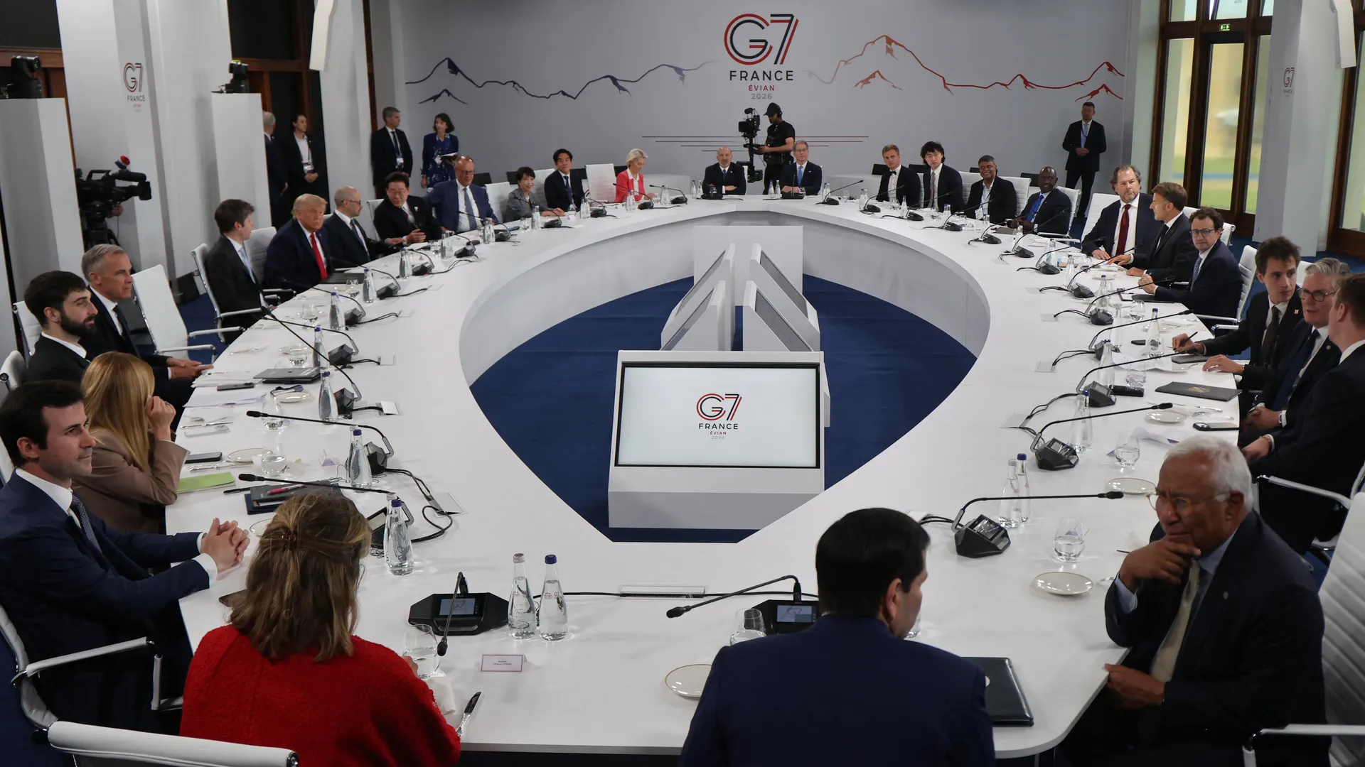 G7-Gipfel in Évian: Strategische Analyse der KI-Diskussionen unter PDGs und Gründern